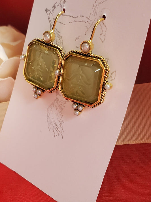 Emmery™ - Zamansız Zarafet Küpeleri